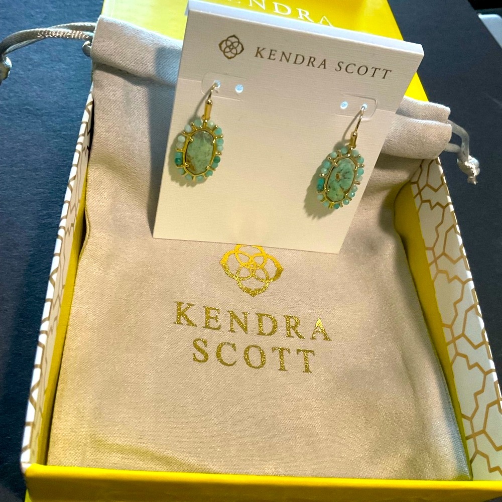 Kendra Scott Vintage Design Sea Green & Gold Drops